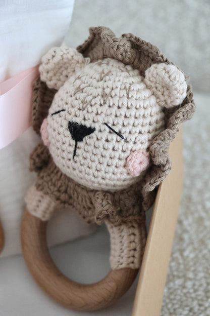 Coffret cadeau bébé Lion : autre vue des articles pour une naissance