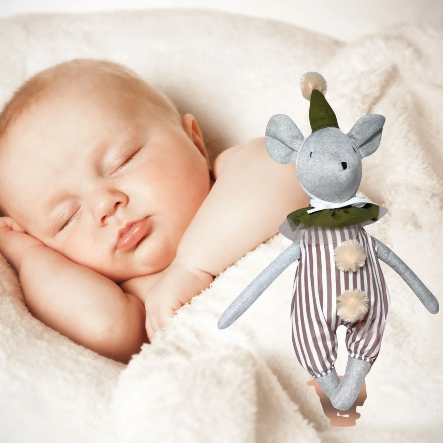 doudou-bebe-dormant-avec-girafe-zebulon