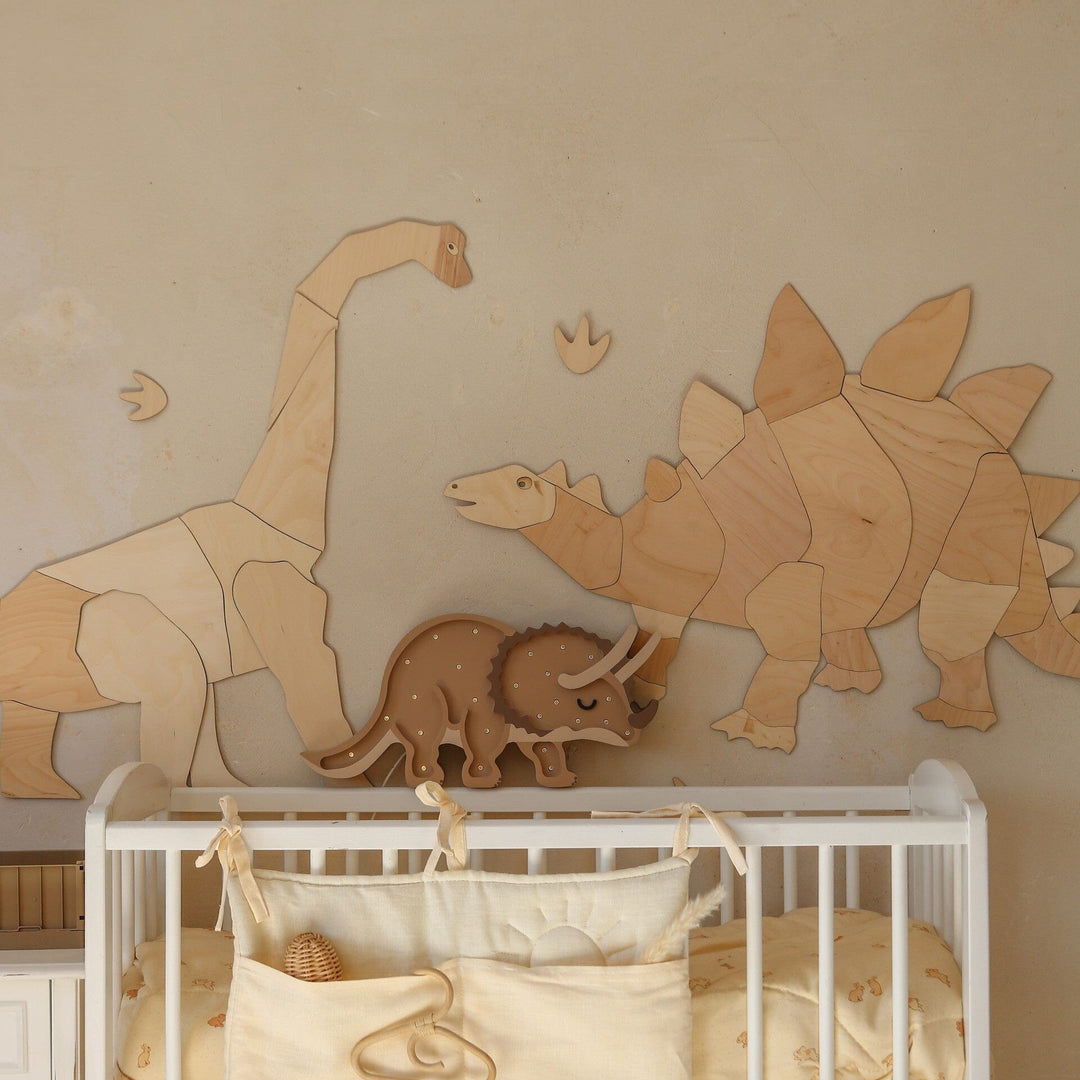 Veilleuse bébé Tricératops en bois massif avec lumière douce, photo fournisseur
